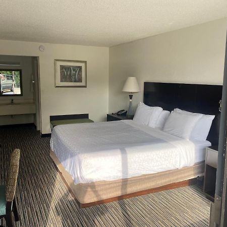 Budgetel Hotel Walterboro Exterior foto