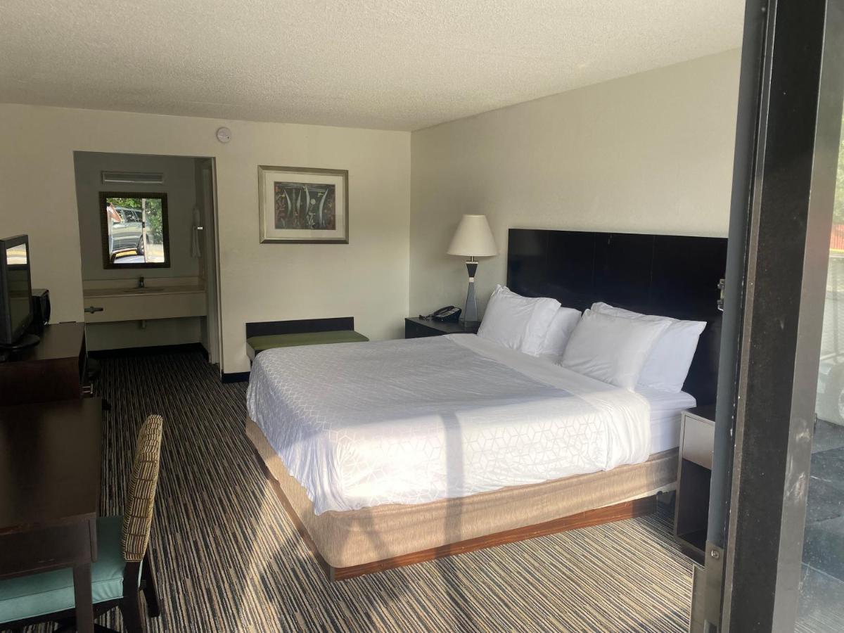Budgetel Hotel Walterboro Exterior foto